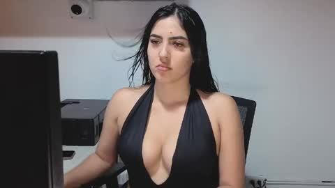 Snapshot of sophiie_blakee chatting on April 12, 10:15 pm Sophiee online show from April 12, 10:15 pm