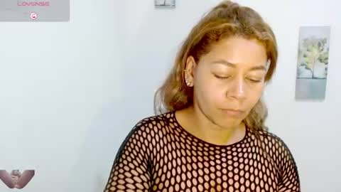 sophisem online show from August 4, 4:59 am