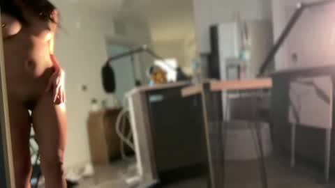 soprettyithurts69 online show from September 18, 5:15 pm