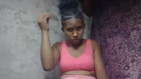 soriettezah online show from February 19, 2:02 pm