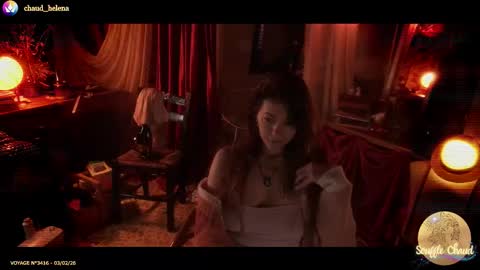 Snapshot of souffle_chaud chatting on February 3, 8:25 pm . . online show from February 3, 8:25 pm