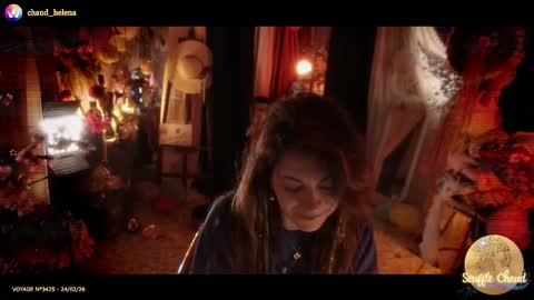 Snapshot of souffle_chaud chatting on February 24, 8:51 pm . . online show from February 24, 8:51 pm