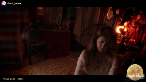 Snapshot of souffle_chaud chatting on March 17, 8:23 pm . . online show from March 17, 8:23 pm