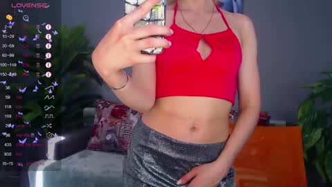 Lisa online show from June 3, 2:03 am