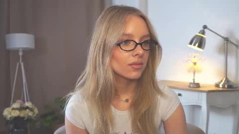 Snapshot of soulmatch chatting on February 28, 1:12 pm Anna online show from February 28, 1:12 pm