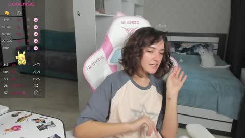 soulmate__ online show from January 22, 8:40 am