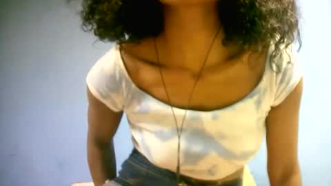 sourayaa online show from March 30, 5:58 pm