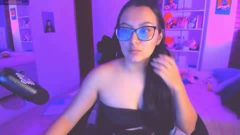 Lili online show from July 19, 12:36 am