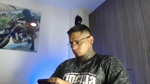 soy_apolo online show from June 3, 4:37 am