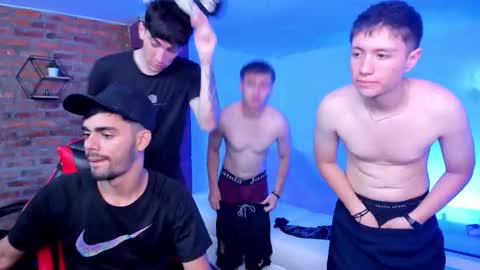 Gabo Lucas and Justin online show from March 25, 9:54 pm