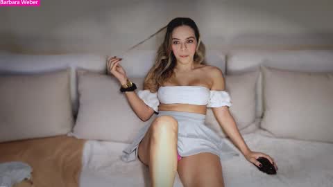 spaintense_ online show from January 10, 3:14 pm