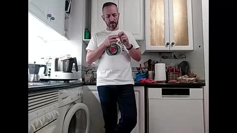 Manu  online show from October 1, 9:59 am