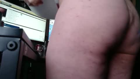 Snapshot of spankkmereddd chatting on February 14, 5:53 pm spankkmereddd online show from February 14, 5:53 pm