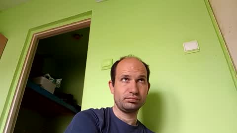 Snaiky online show from April 14, 12:11 pm