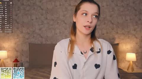 Kate online show from May 29, 7:39 am