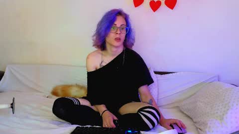 sparkyferret online show from July 1, 11:48 pm