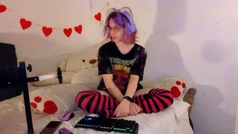 sparkyferret online show from August 1, 8:08 pm