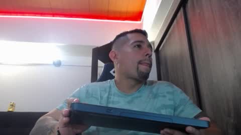     online show from January 14, 5:24 am