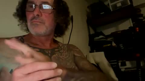 specter1972 online show from June 2, 12:23 am
