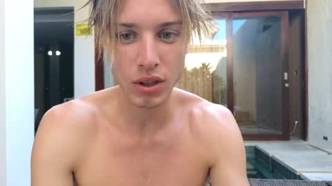 Sasha --  online show from March 30, 12:33 am