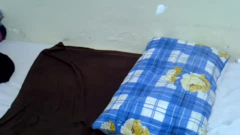 Snapshot of spicy_kittie chatting on June 20, 2:53 pm Kittle online show from June 20, 2:53 pm