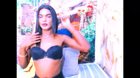 Snapshot of spicybarbie4u chatting on February 22, 6:39 pm spicybarbie4u online show from February 22, 6:39 pm