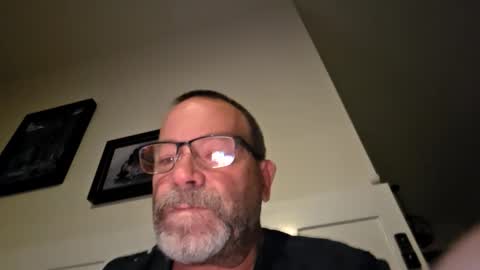 Snapshot of spider00969 chatting on November 27, 4:47 am spider00969 online show from November 27, 4:47 am