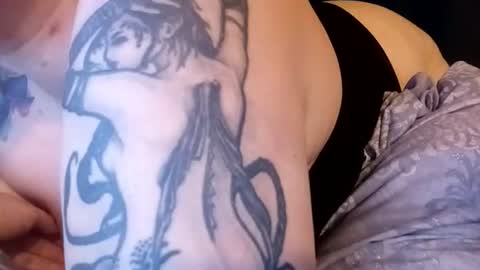 Vanessa Spade online show from June 25, 5:12 am