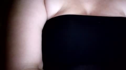 Vanessa Spade online show from July 17, 8:35 pm