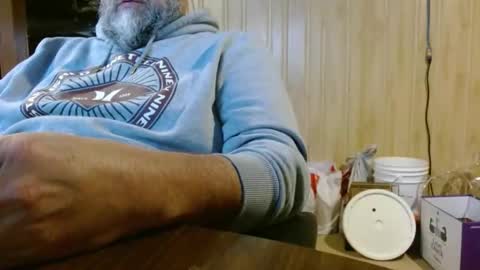 Splash Man online show from November 26, 2:51 pm