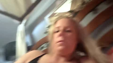 spnk6me9 online show from February 1, 9:35 pm