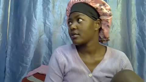 squirt_quueen online show from February 22, 7:45 pm