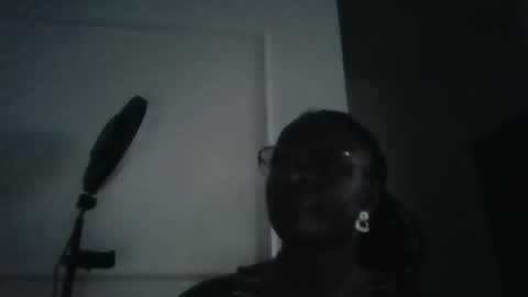 Juicy online show from May 28, 3:31 pm