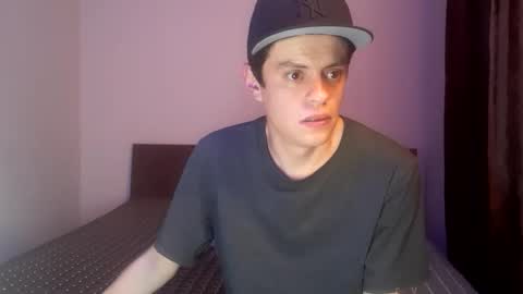 Snapshot of sr_bolaiinas chatting on December 17, 2:55 am sr_bolaiinas online show from December 17, 2:55 am