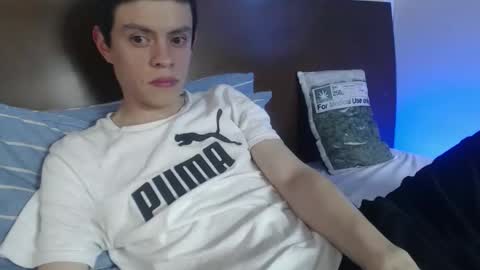 Snapshot of sr_bolaiinas chatting on September 29, 8:24 pm sr_bolaiinas online show from September 29, 8:24 pm