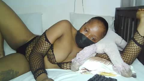 ssexxyred online show from April 16, 10:56 pm