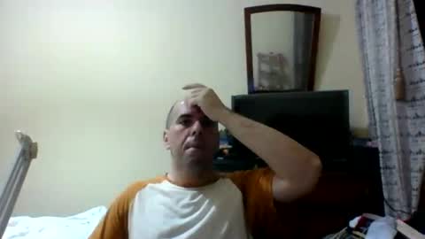 Snapshot of sstrasser chatting on August 2, 12:09 am ShYgUy online show from August 2, 12:09 am