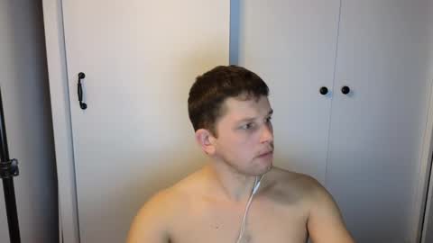 Snapshot of st1vemaster01 chatting on December 3, 2:27 pm st1vemaster01 online show from December 3, 2:27 pm