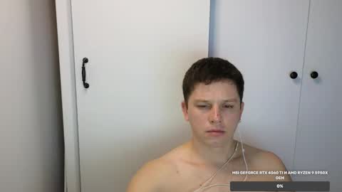 Snapshot of st1vemaster01 chatting on December 7, 4:58 pm st1vemaster01 online show from December 7, 4:58 pm