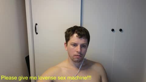 Snapshot of st1vemaster01 chatting on March 16, 3:38 pm st1vemaster01 online show from March 16, 3:38 pm