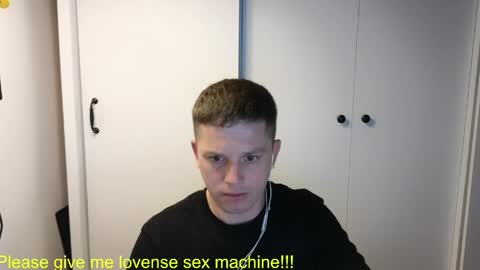 st1vemaster01 online show from May 27, 2:03 pm