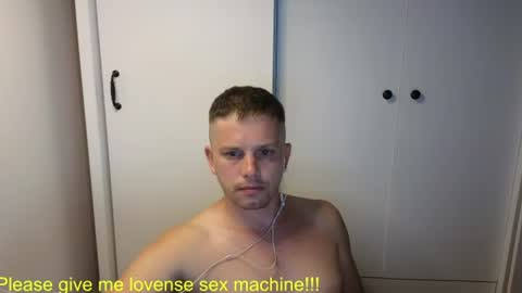 st1vemaster01 online show from July 14, 12:55 pm