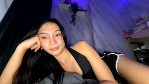 stacey_cravings online show from August 2, 8:40 pm