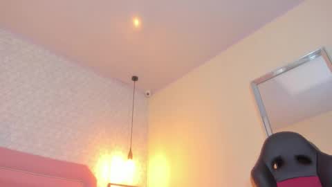 KEIMI  online show from February 15, 6:44 am