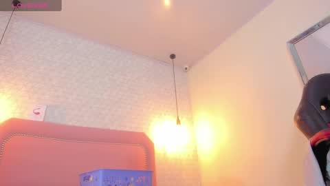 KEIMI  online show from February 25, 9:53 am