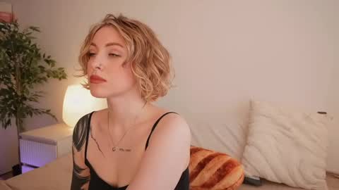 Kristina online show from March 28, 1:33 pm