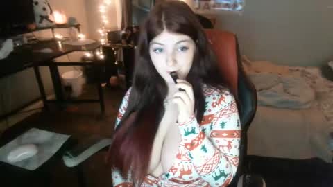 Starlight online show from December 23, 5:22 pm