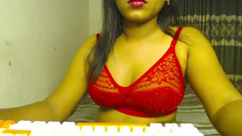 StarryWhispers online show from June 29, 10:32 pm