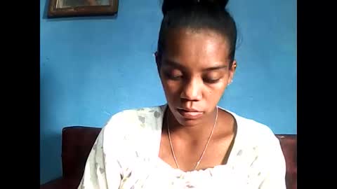 Snapshot of stecimalicia chatting on December 17, 8:31 am Malicia online show from December 17, 8:31 am