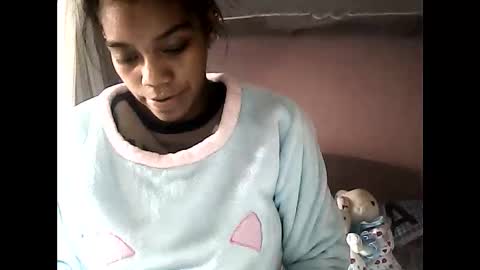 Snapshot of stecimalicia chatting on February 6, 8:40 am Malicia online show from February 6, 8:40 am